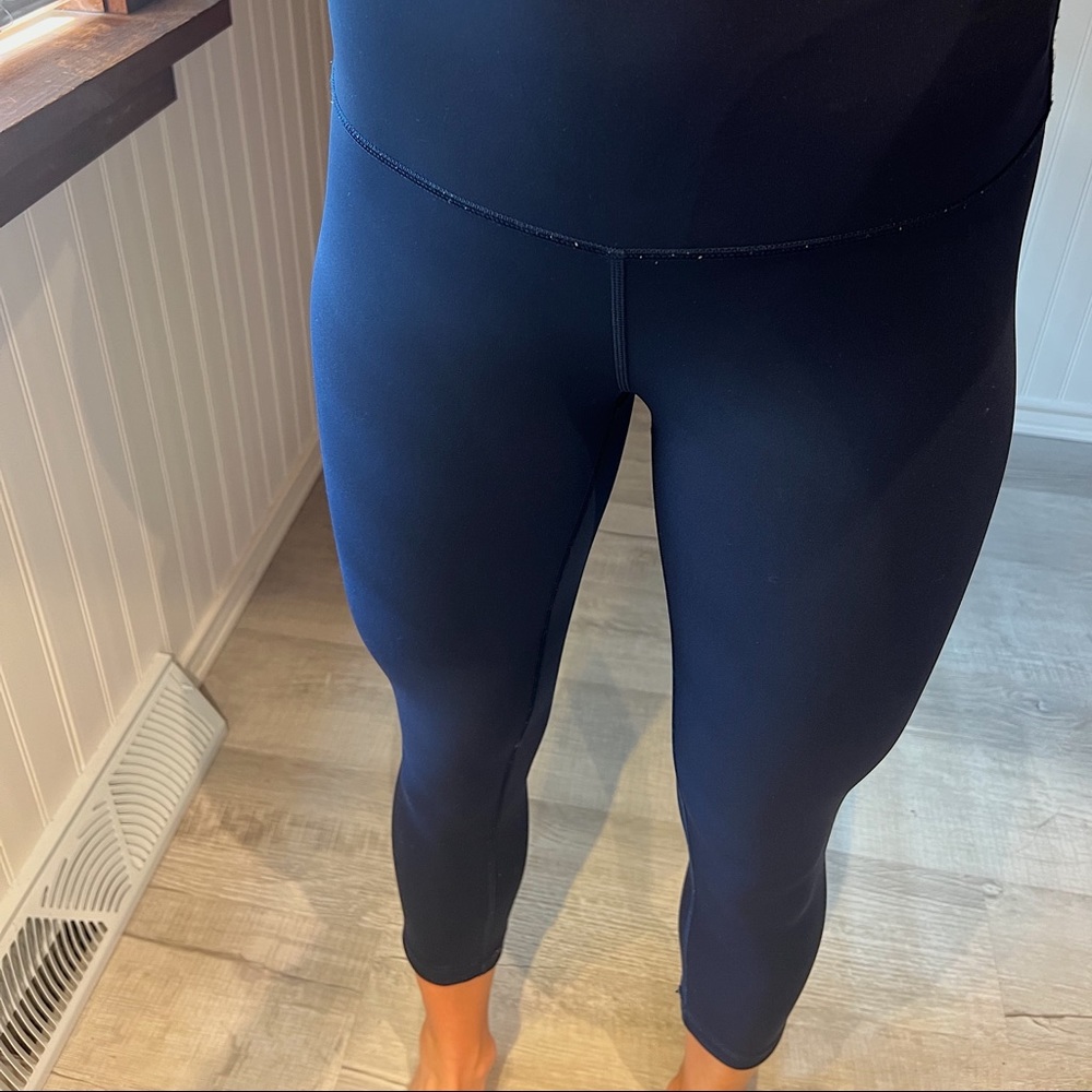 Lululemon cropped leggings!! - Picture 3 of 3